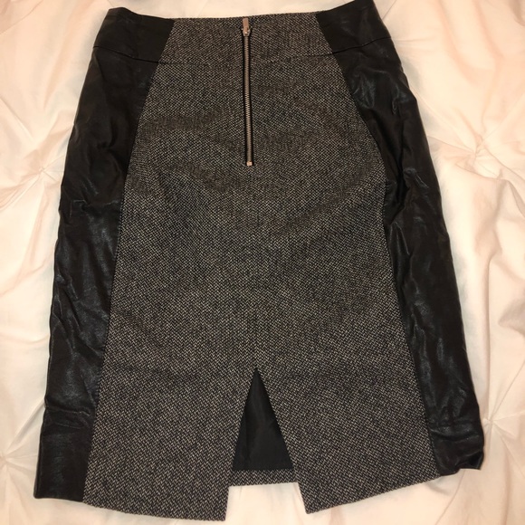 Faux leather crop top and skirt set - Picture 5 of 5